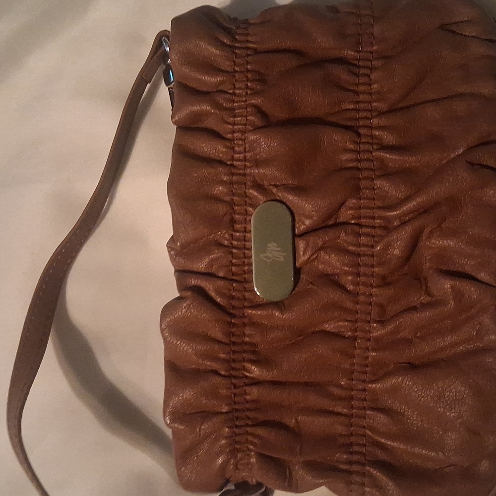 Clearence From $60 JM Collection Brown Wristlet Clutch Nwot